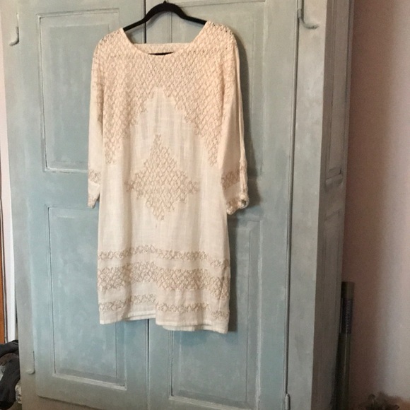 Free People DRESS in Size Large . Colour White with Beige embroidery design - Picture 1 of 10